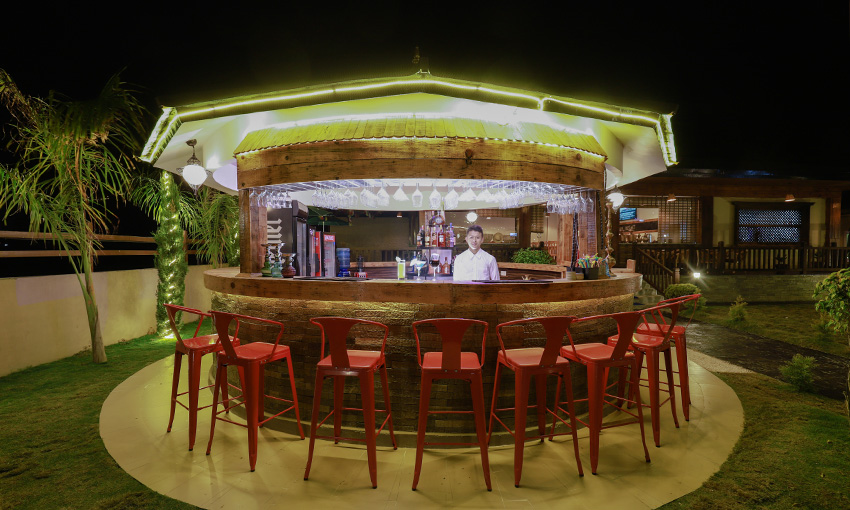 Garden Bar